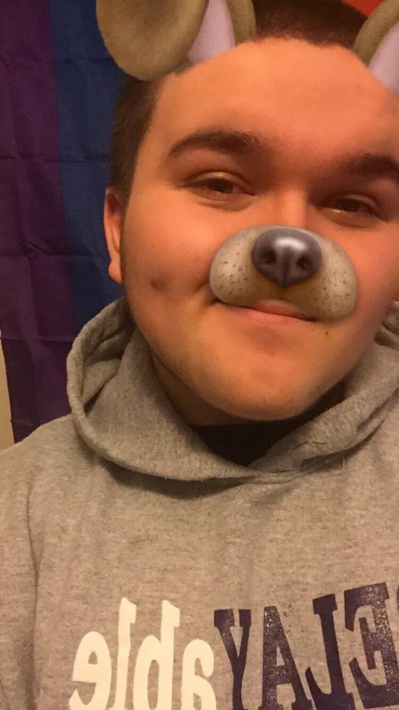 fairyofstylish's tweet photo. Jack {@everaftersivan}
-Whore for the puppy filter
-Love/Hate relationship, you know
-2/2 #Emack
-Adorable & fun https://t.co/hiQzSqQmPZ