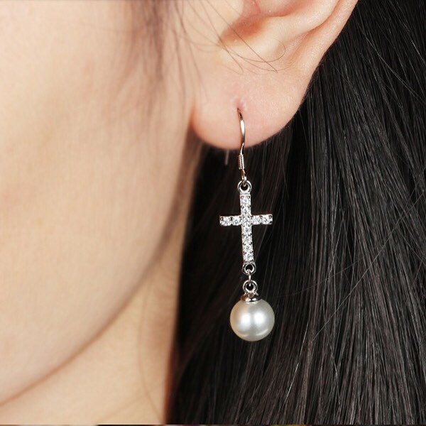 Chinatile's tweet image. USD5! Just for one week! Contact with me quickly! #earring #earrings #earringlove #europea… ift.tt/1SkTSKl