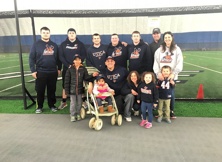 Utica_Football's tweet photo. #UCRelay2016๐ https://t.co/UCy1Y2BkPE