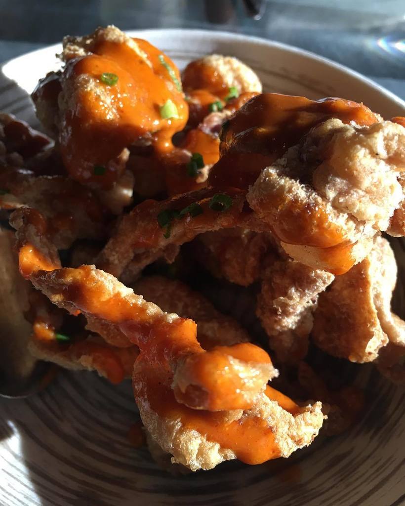 12th South (@12thsouth) on Twitter photo <a href="/buckwingbbq/">Buck Wing BBQ</a> | It's a strange thing: Chicken Skins with Hot Sauce. It's definitely worth getting again and again. #… <a href="/buckwingbbq/">Buck Wing BBQ</a> | It's a strange thing: Chicken Skins with Hot Sauce. It's definitely worth getting again and again. #…