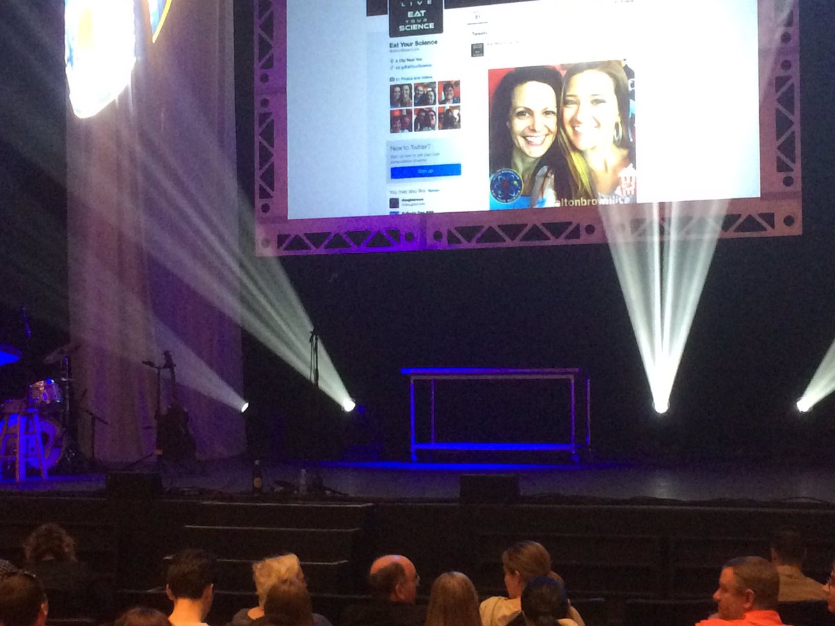 ___Derry___'s tweet photo. Ready to see @altonbrown with @debkehoe! What's for dinner? #EatMyScience! https://t.co/RYXiQUR55b