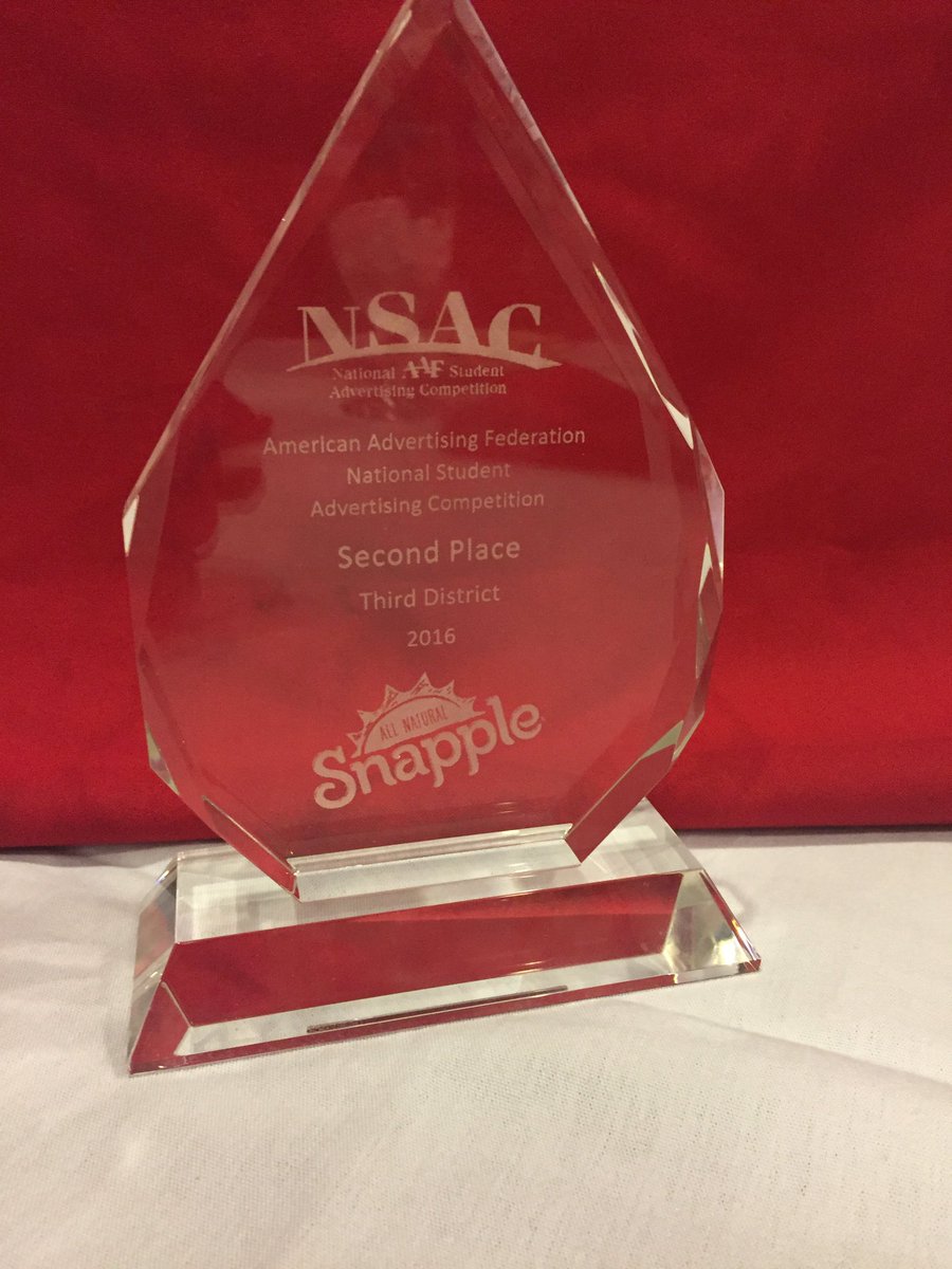 heyprofbow's tweet photo. #AdClass And we won Best Research. Super-proud of these people. https://t.co/nhndbcQcJH