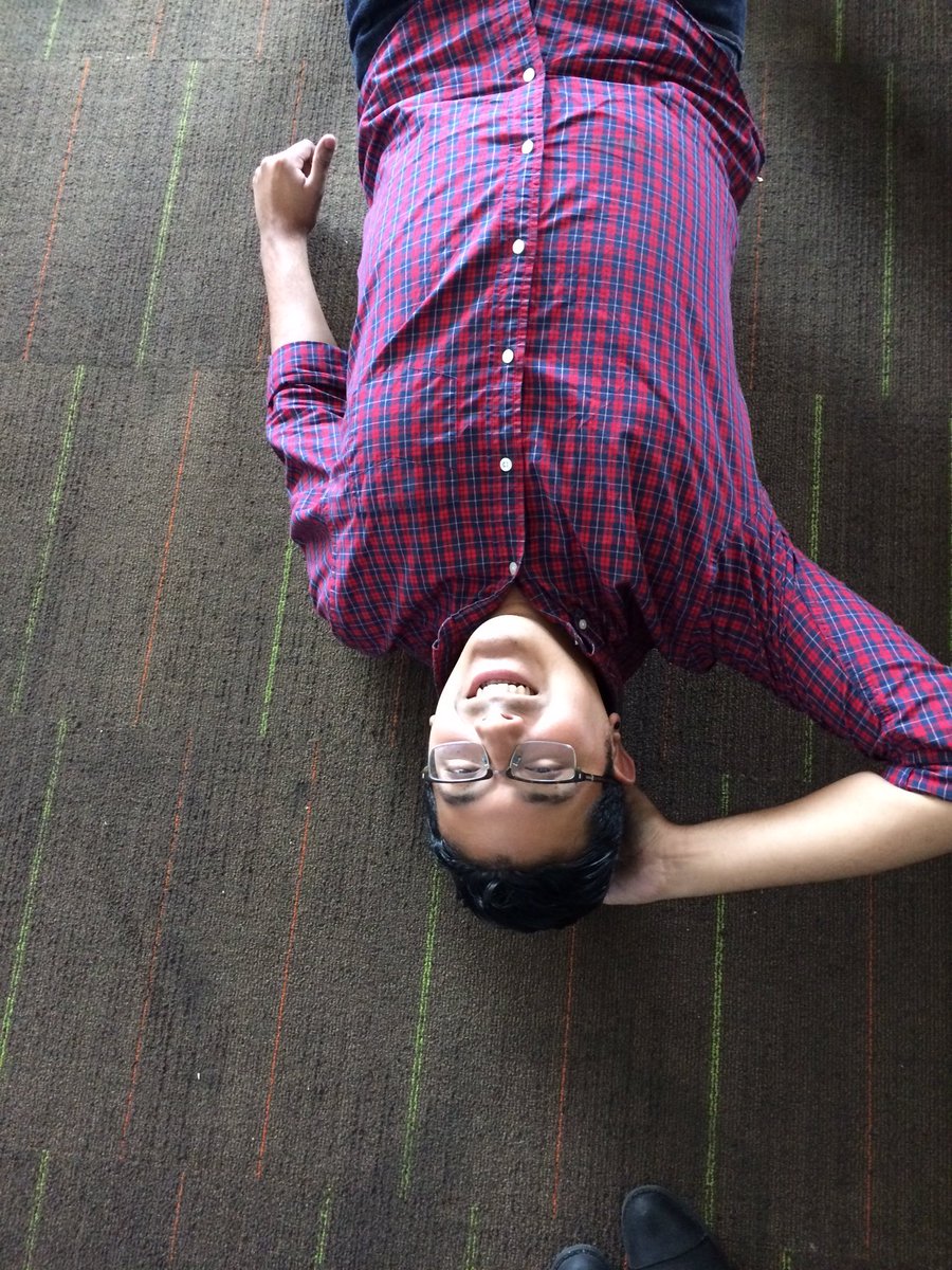 heyhyeyoung's tweet photo. Say hi to one of the CCC full-time staff! Ben's rolling out the kinks in his back at our staff kickback #ucsdunity16 https://t.co/jEsVZ0QcLH