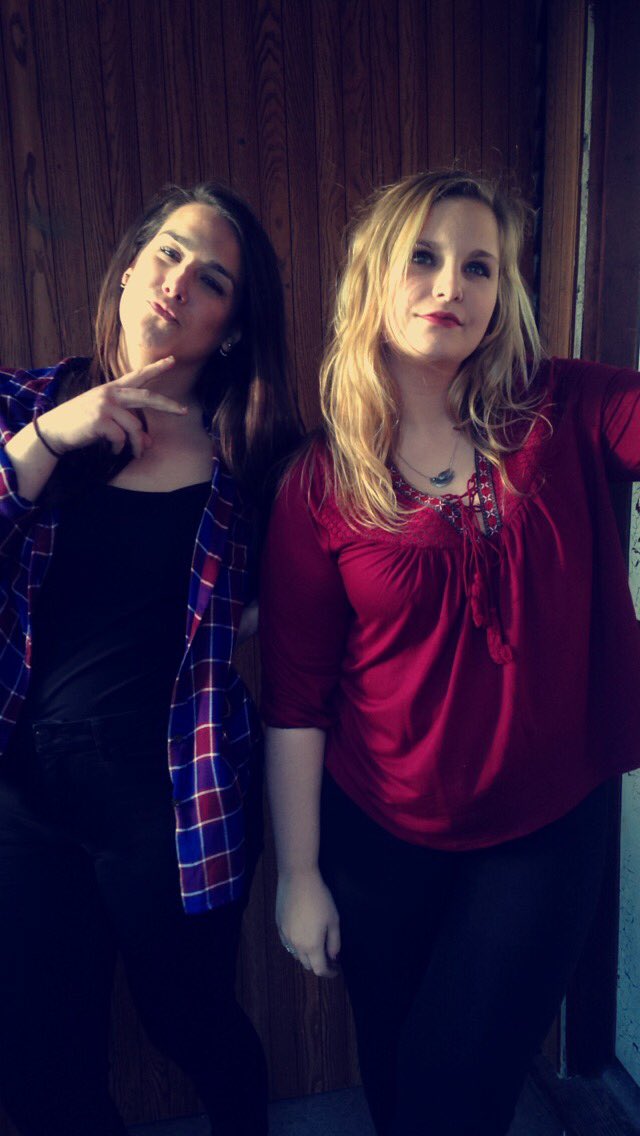 RHohneke's tweet photo. My best friends are beautiful 😍 https://t.co/4ygjbyv6kp