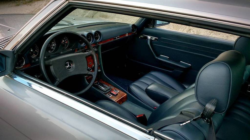 oldcar_photo's tweet photo. #mercedes #slc #mercedesslc #r107 #c107 #280slc #280sl #380sl #500sl #500slc #classic  #classiccars #restoration #c… https://t.co/oMYeND5Qd8