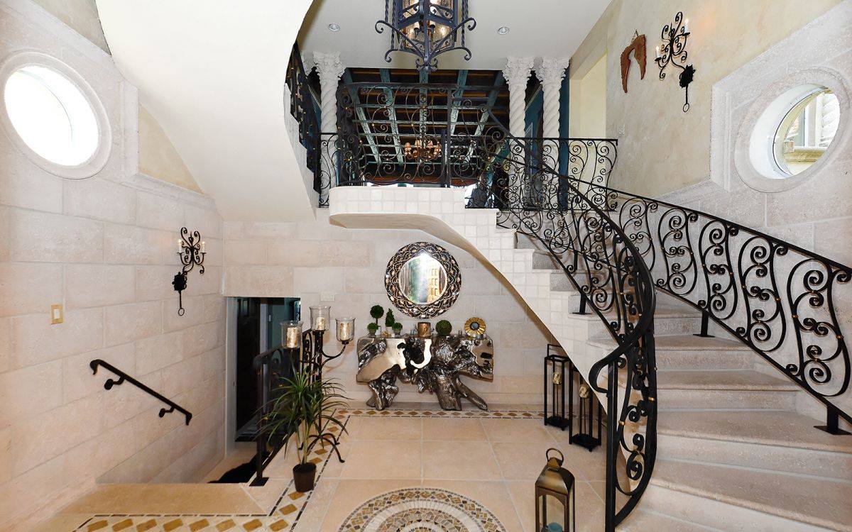 KellyGettelCo's tweet photo. #Gorgeous gated #Sarasota Bay-Front Estate #HomeForSale ! #waterview #floridarealestate - Contact 941-315-2525 https://t.co/OAHht77CnF