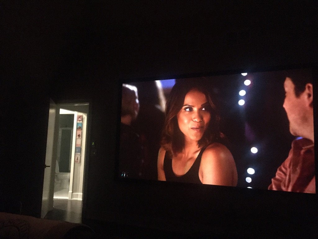 sugarpuss's tweet photo. Introducing my pseudo niece & nephew to #TheLibrarians on their big screen. #BecauseMagic #LamiaLooksGood #BecauseME https://t.co/8q02JICouJ