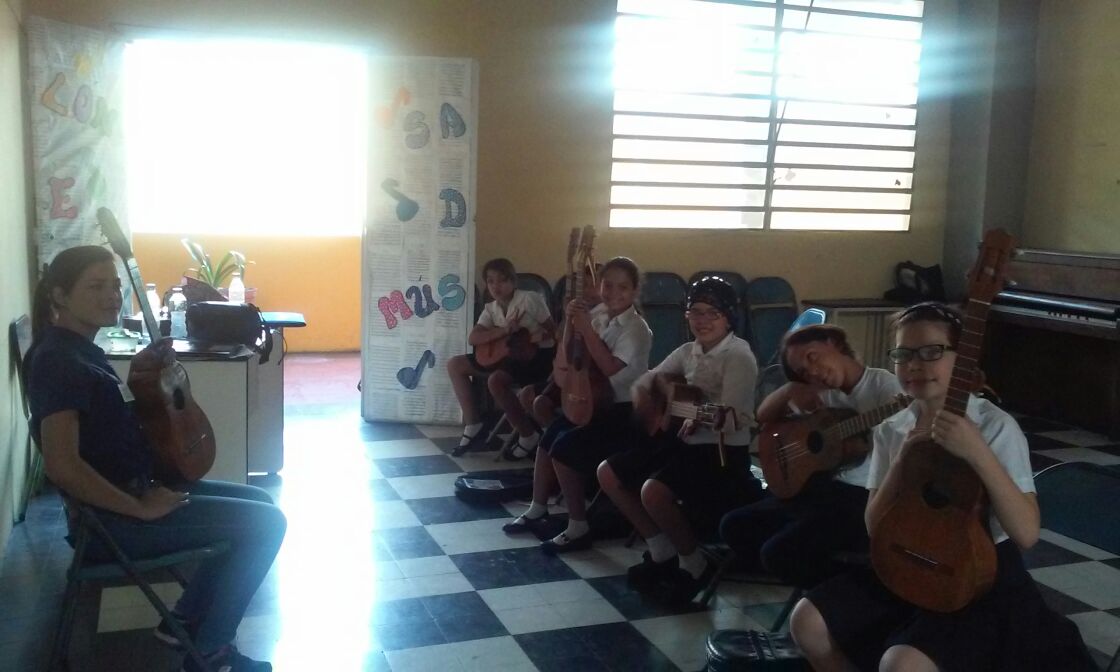 Cultivando nuevos talentos ensamble de cuatro <a href="/PSBIribarren/">PSBIribarren</a> <a href="/elsistema/">El Sistema</a> <a href="/Yulyannrabert/">Yuly Ann</a> <a href="/ypf_123/">Yurbi de Flores</a>