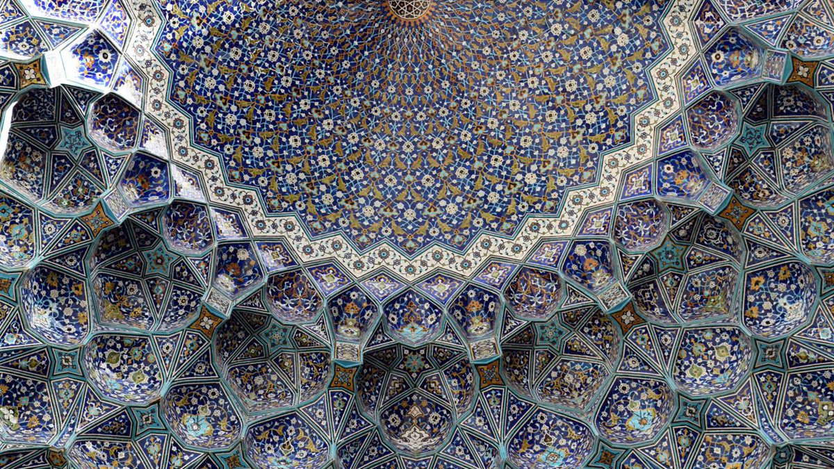 CalArtsMusic's tweet photo. The 10 most beautiful ceilings in the world #Artist #Creative #Wonders #MustSee https://t.co/qkLKMnPMi0 https://t.co/M3lIWtaZMy