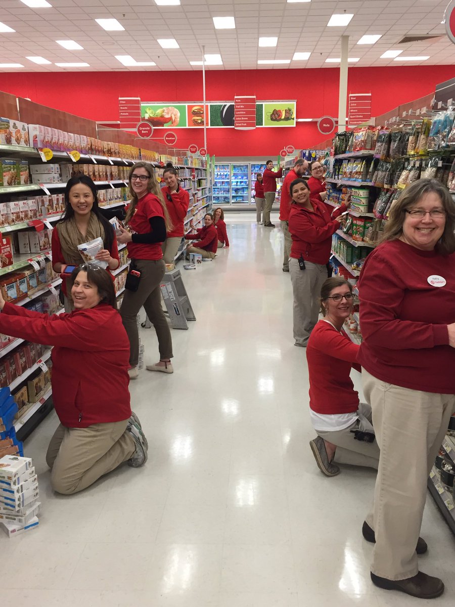 ingridrnelson's tweet image. Freshness Friday was poppin' at #T619 today! #firecrackers @Handler29 @JqZyReyes @Adam_Reiter