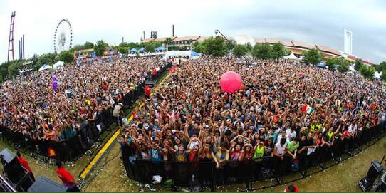 Angel_771918's tweet photo. Ese momento en el que te da el #PuchoFukinJenso 🎊🎊🎊🎊🎊😍😂😂😂😂@wishoutdoormex @_MagdielLara ❤️😂😂 https://t.co/OUHjIPb18a