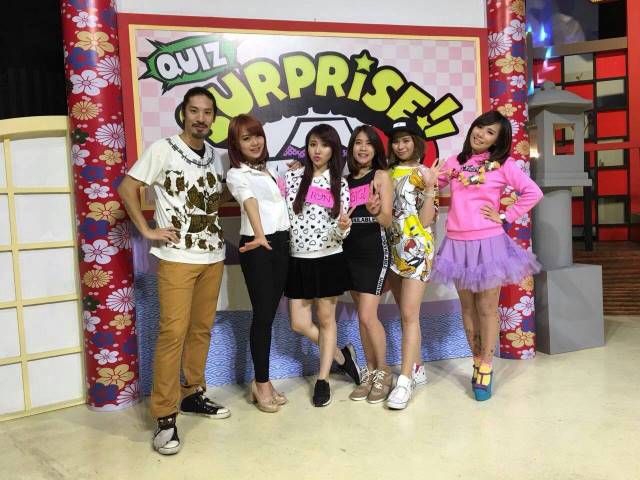 Hari ini <a href="/Steffy_ai/">Stefanny Margaretha |</a> <a href="/Cherly7uno/">Cherly juno</a>  <a href="/AmourMiCo/">Amour MiCo（アモウ　ミコ）</a>  ada di acara Quiz Surprise Japan jam 19.00 di channel Waku Waku Japan 😊