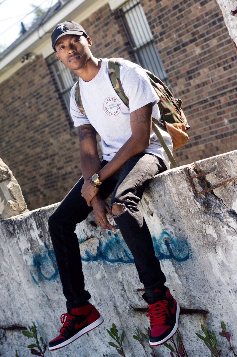 AyeYoVontay's tweet photo. #DAMNNNDaniel, Back at it again with the new @afltsbrandco Spring/Summer collection https://t.co/THp2swUhcT https://t.co/s6L6heizi6