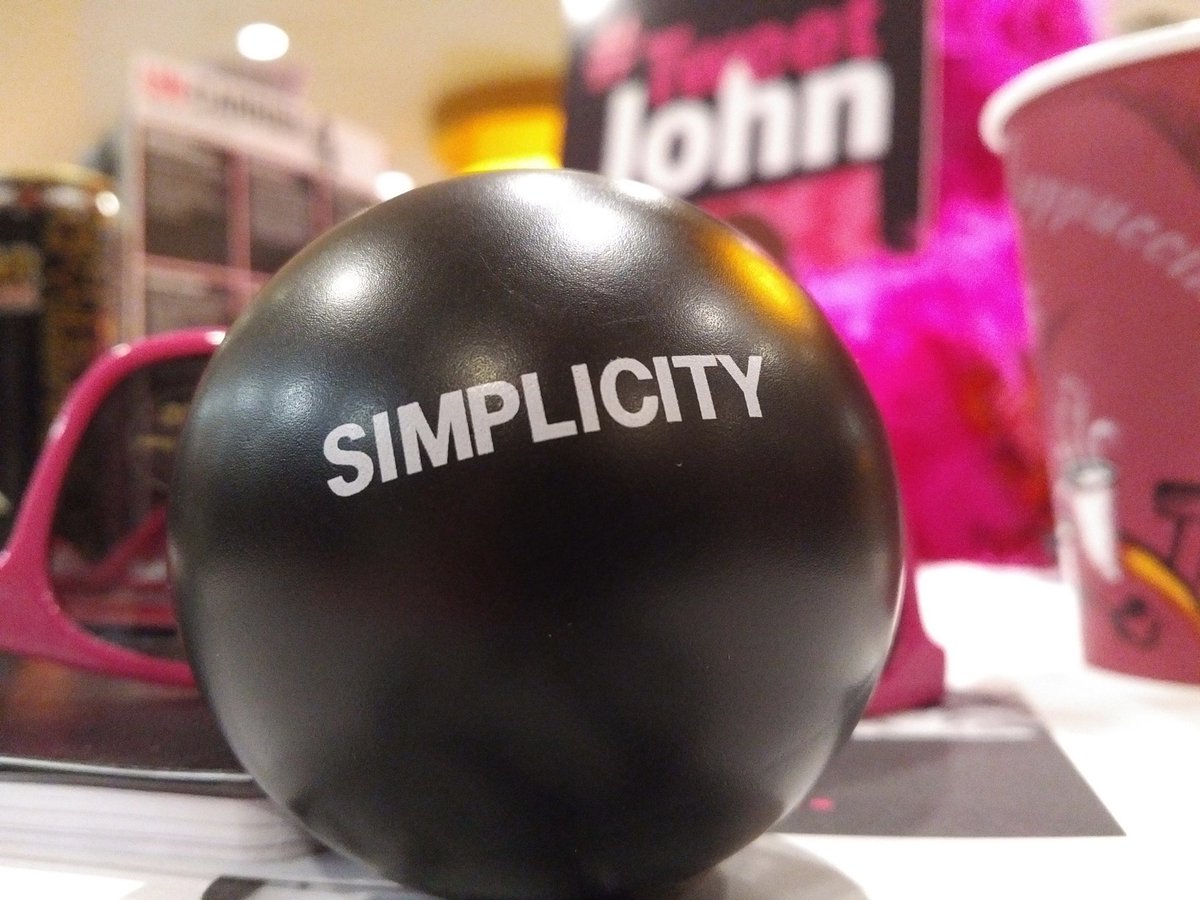 LazF20's tweet photo. Still impressed with the @TMobile @BlackBerry #PRIVs amazing camera @mollsap @BlackBerryTMO #UnCarrier #Simplicity https://t.co/Y0OJnB2pbT