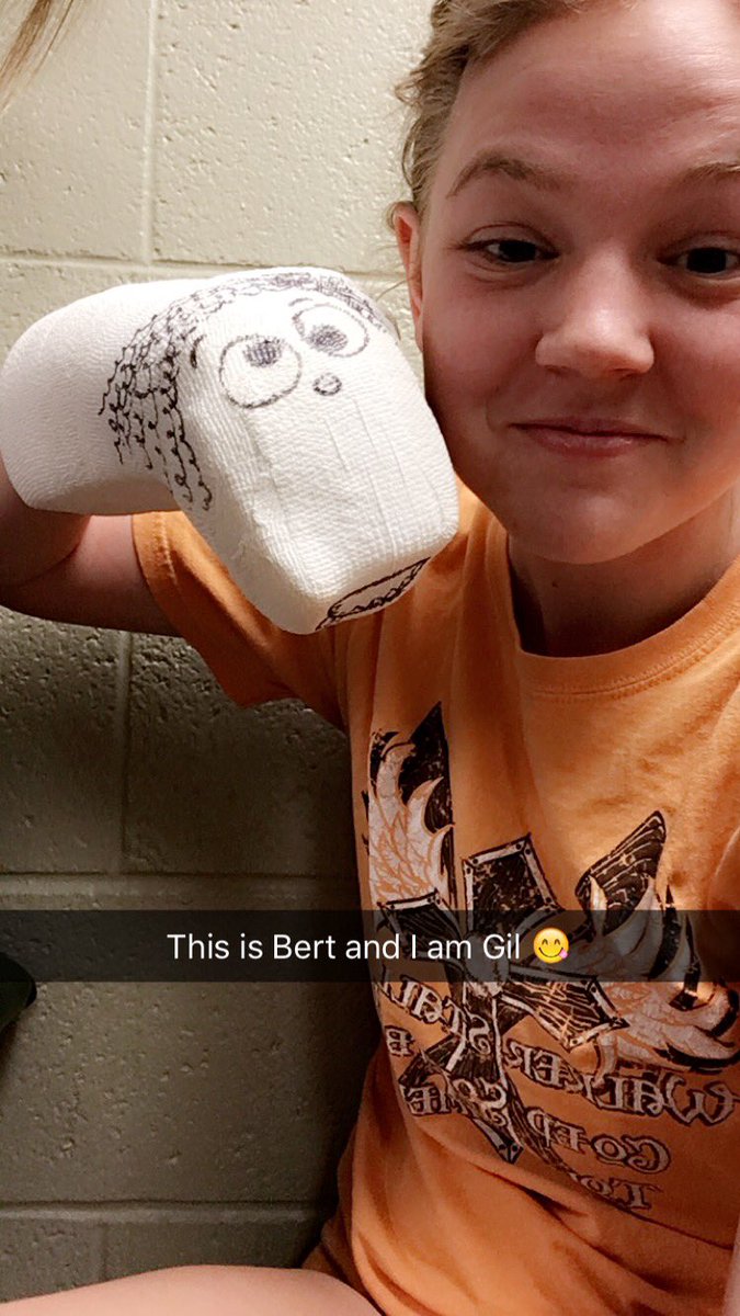 30EmilyG's tweet photo. Make sure you come out and see me, Bert and the rest of the lax team tomorrow @ 6pm!! #onehandedwonder https://t.co/Vlf5XgjkMv
