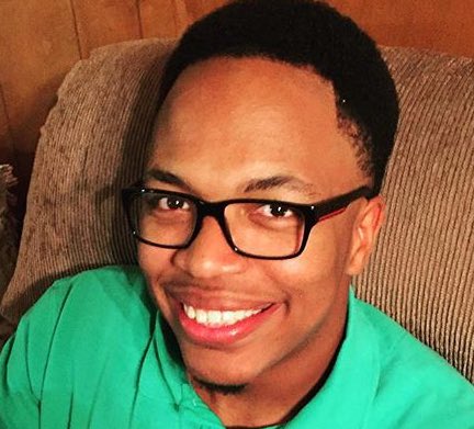 OCLooksLike's tweet photo. .@Eagle_Ty looks like Cookie from Ned's Declassified School Survival Guide. https://t.co/hAPC9ReLc8