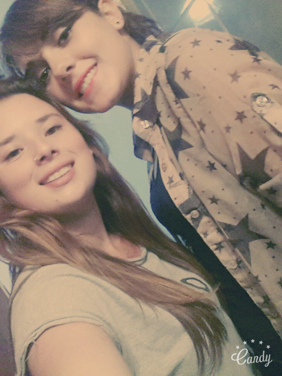 johannabperez's tweet photo. Amiga💕 @IvanaLetItBe https://t.co/a0Hb3DSPZc