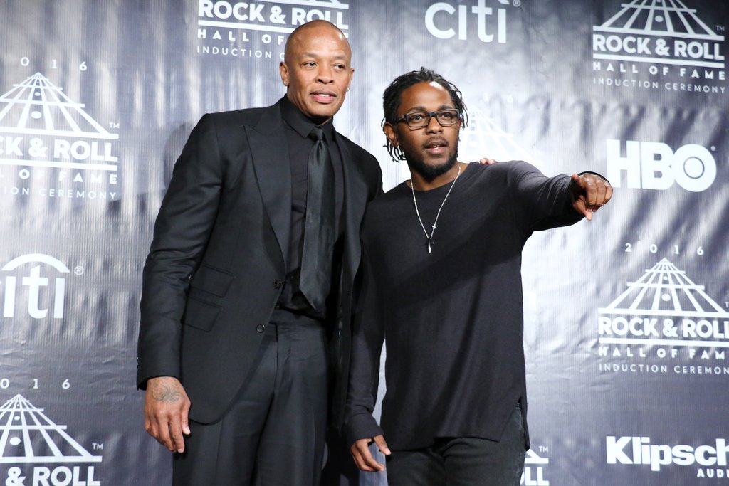 RollingStone's tweet photo. "He’ll be on this stage one day in the future getting inducted" - Dr. Dre on Kendrick Lamar at #RockHall2016 https://t.co/4Wr1akxbFv