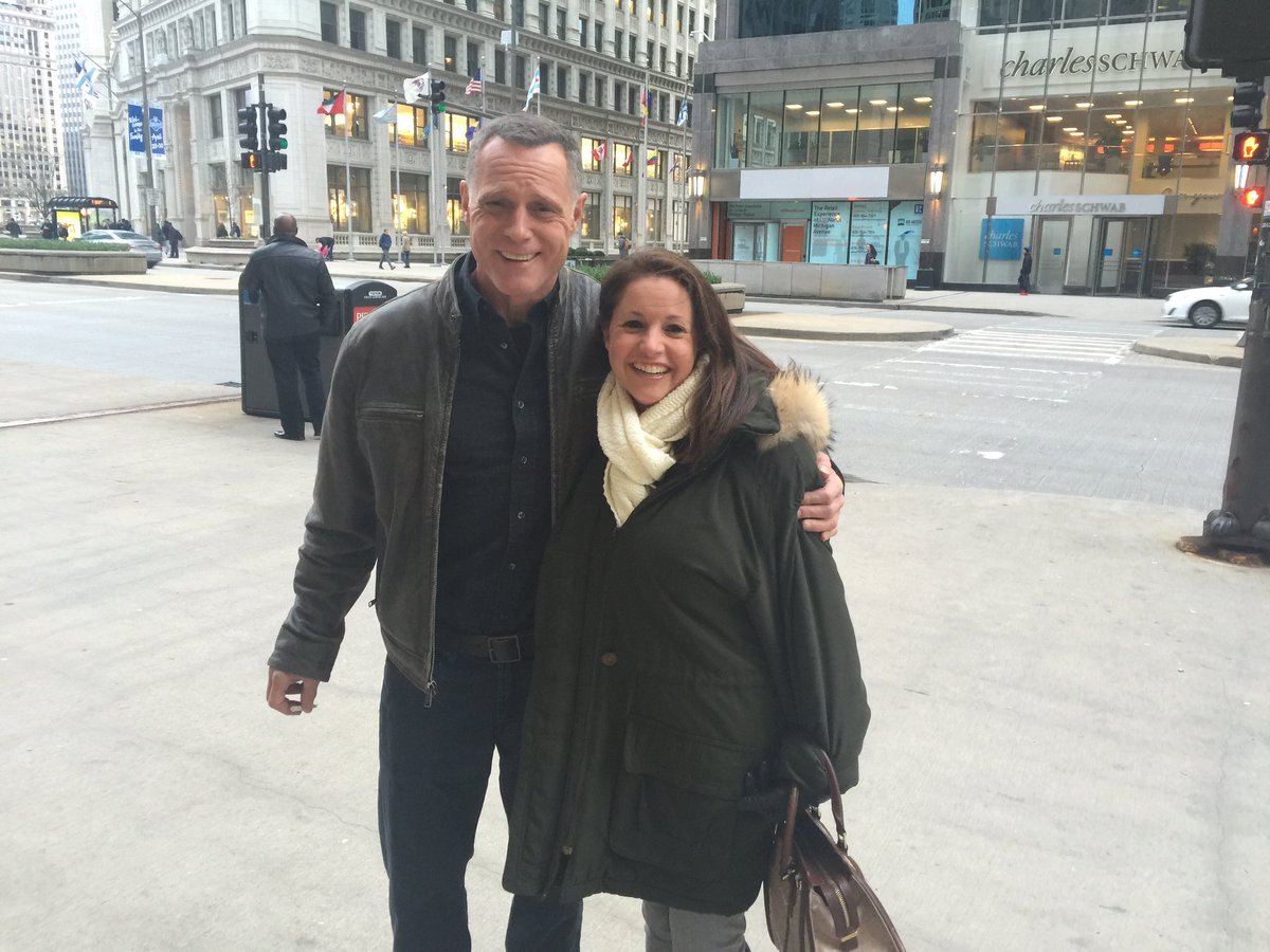 Jason Beghe is amazing! Totally gracious about taking a picture with a huge fan #ChicagoPD