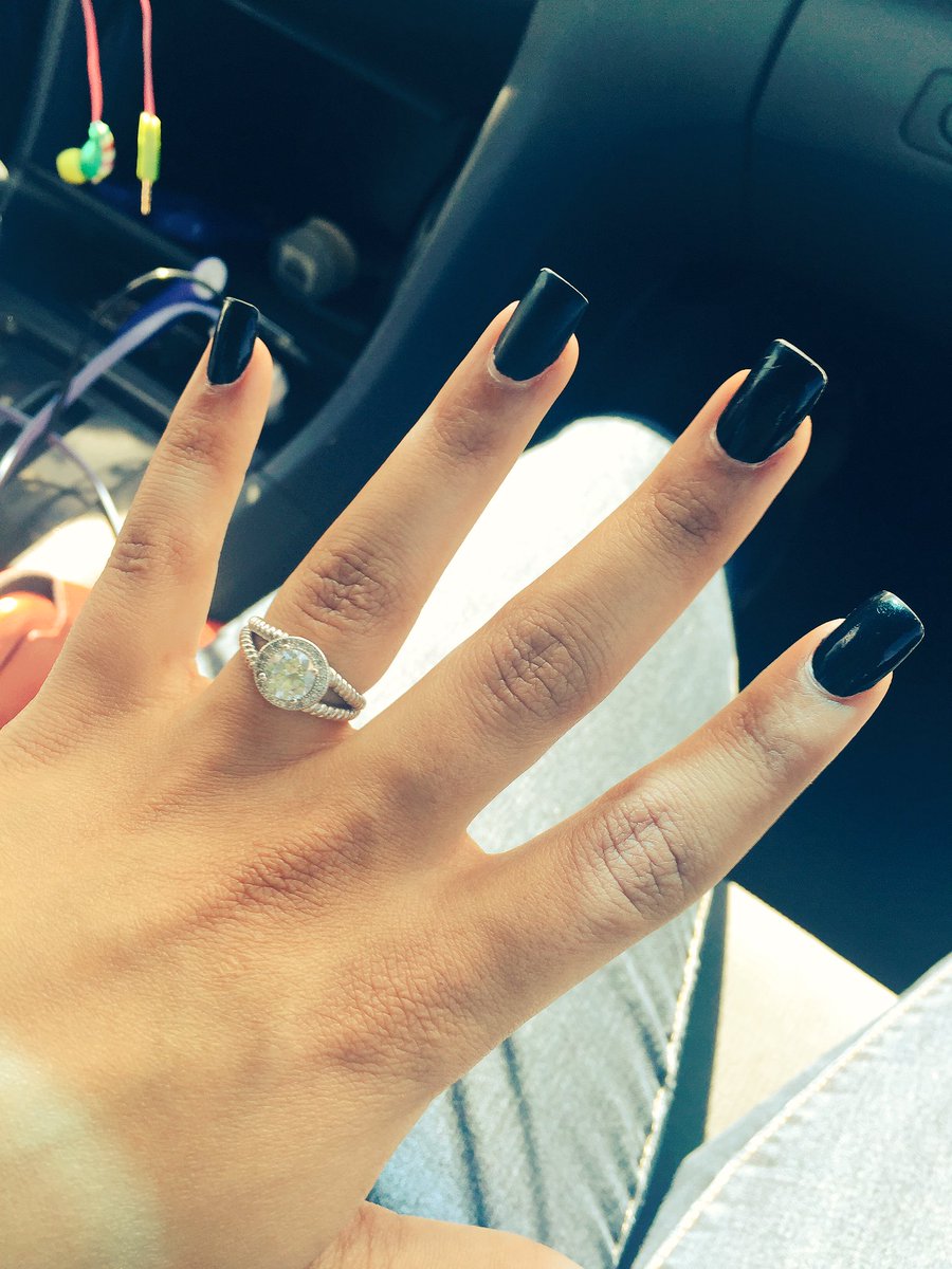 Mrs_Marley_'s tweet photo. Got this gem today 😜 yes I need a fill. No I'm not getting hitched. Carry on https://t.co/qAMYgPde0s