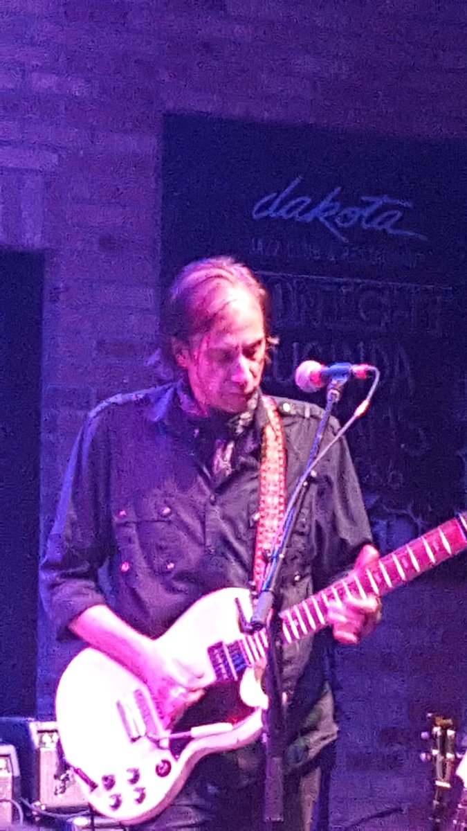 cptoal's tweet photo. #stuartmathisguitargenuis https://t.co/RGQXgNSfWQ