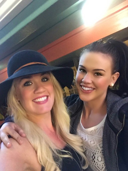 Love my sis! https://t.co/CjyWhNroD6<a href="/tag/nipslip"class="tags"><span>#nipslip</span></a><a href="/tag/tittytuesday"class="tags"><span>#tittytuesday</span></a><a href="/tag/flashing"class="tags"><span>#flashing</span></a><a href="/tag/suckme"class="tags"><span>#suckme</span></a>