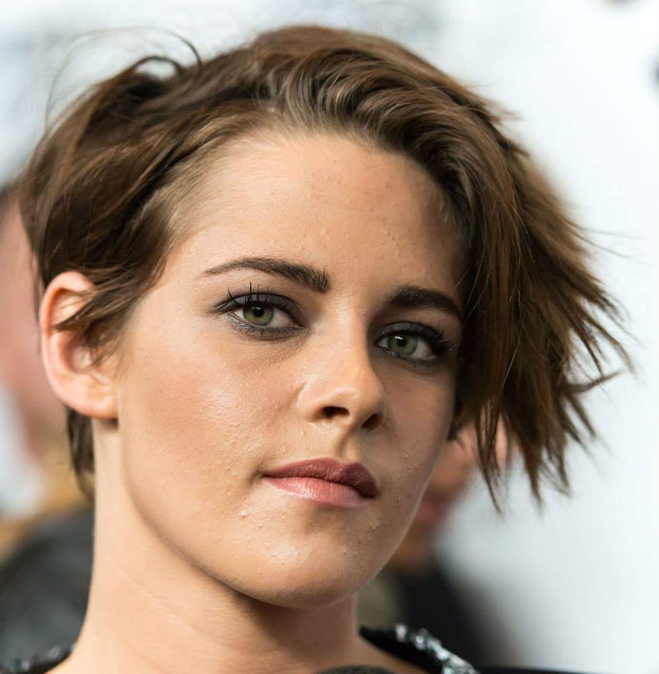 strangergirI's tweet image. Te deseo todo lo bueno del mundo porque sos una gran persona,gran actriz,gran mujer HAPPY BIRTHDAY KRISTEN STEWART 😙