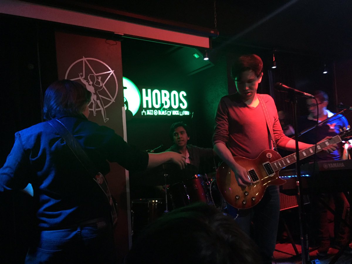 echovermx's tweet image. ¡Los chicos de @ResistenciaMXR ya están listos! Acompáñenos en Hobos (San Jacinto 23, San Ángel)