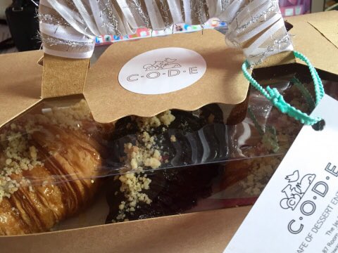 aroii's tweet image. #รีวิว ลองของใหม่!! ครัวซองค์ลาวาไส้ไหลทะลัก จาก CODE
&amp;gt;@thintomorrowTH 
aroii.tv/b/1460046738