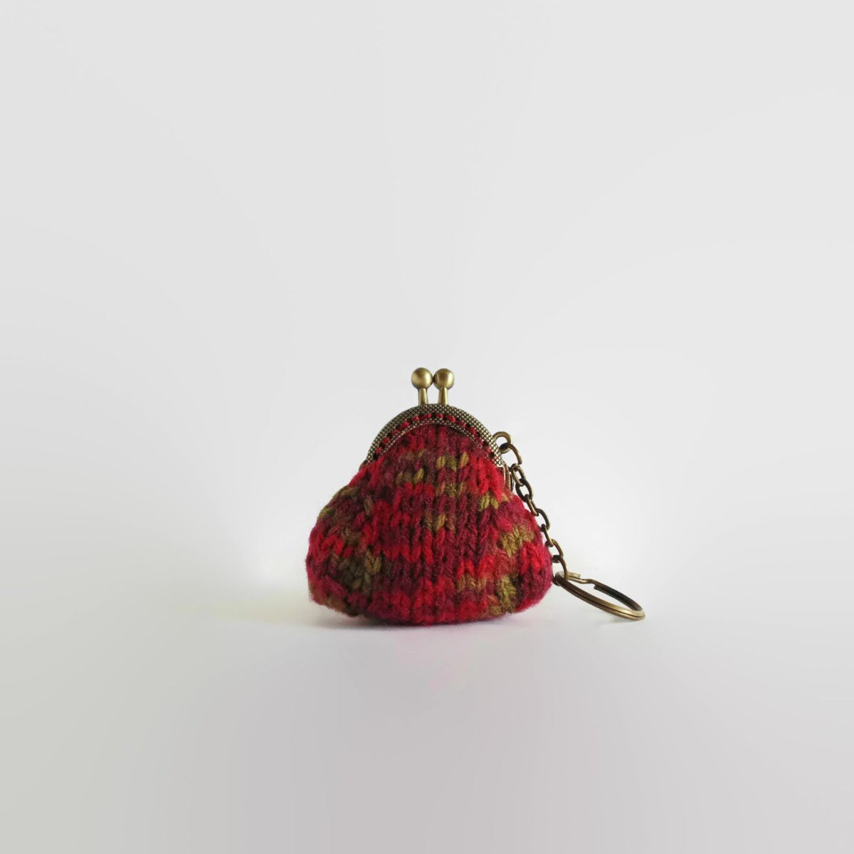 marianaypaula's tweet image. Keychain Coin Purse Red Green Wool etsy.me/1H8rubw #gifts #CuteKeyChains