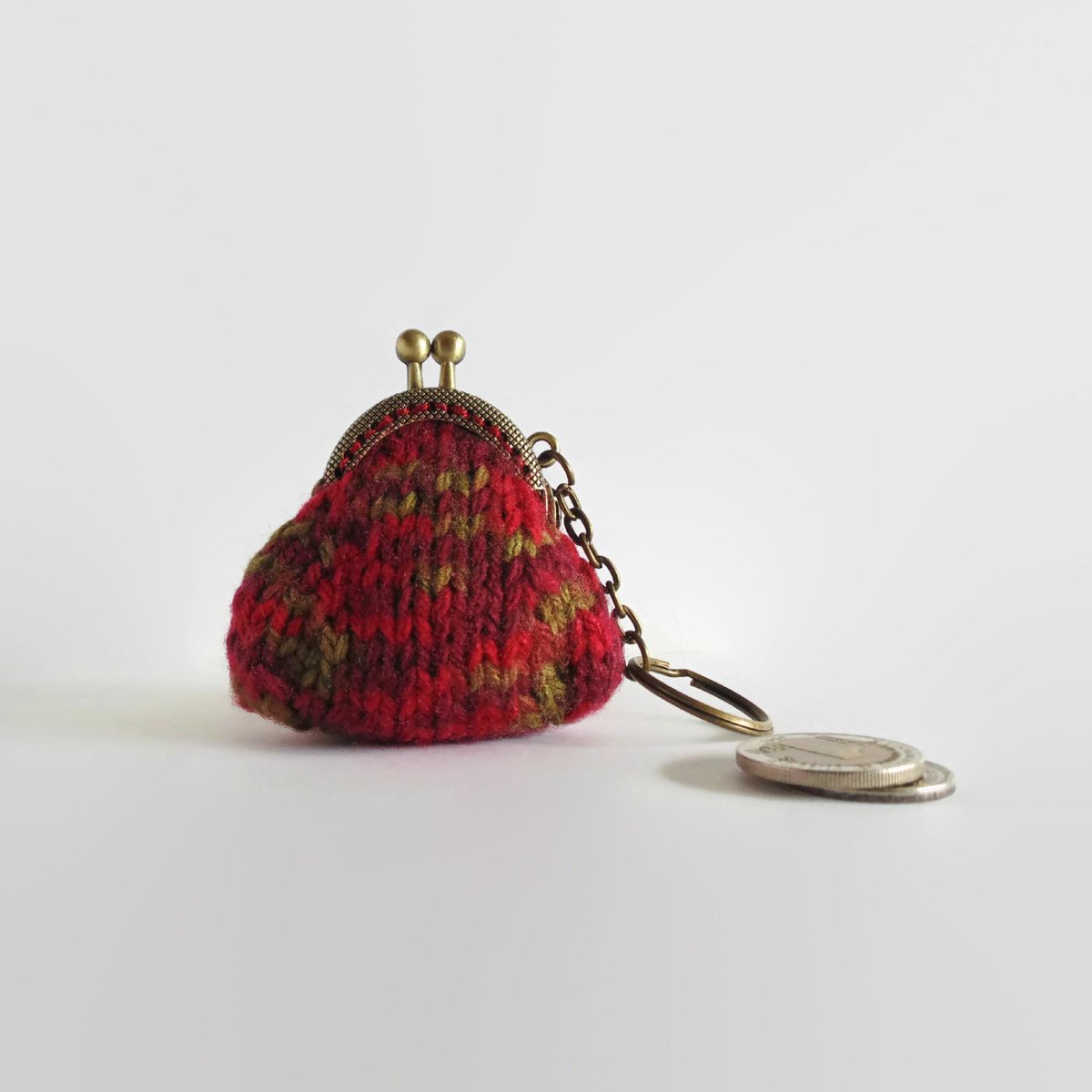 marianaypaula's tweet image. Keychain Coin Purse Red Green Wool etsy.me/1H8rubw #gifts #CuteKeyChains