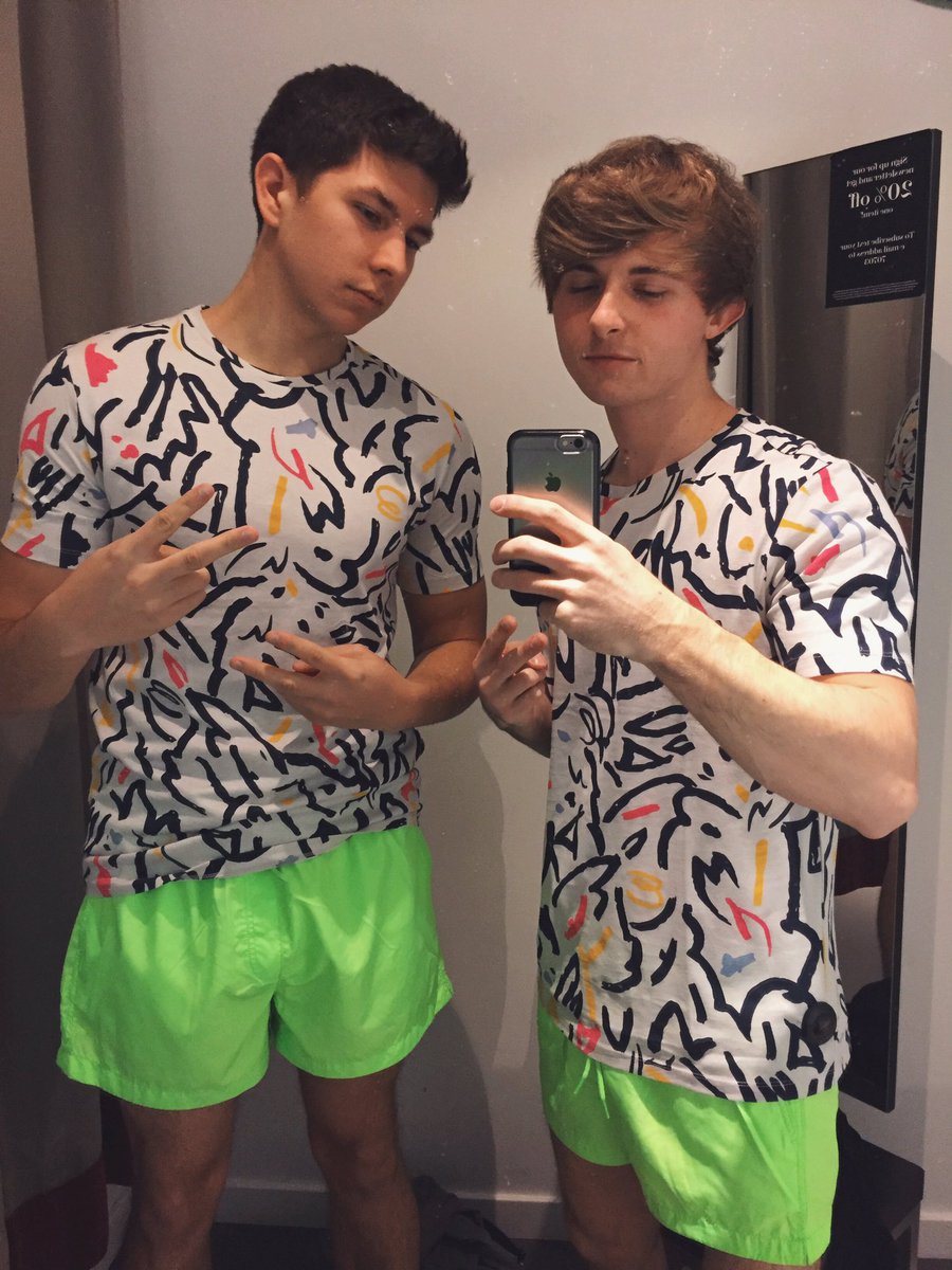 thyguys's tweet photo. what's up twitter it's your favorite guys 🔥🔥🔥 https://t.co/NQQexQvt6a