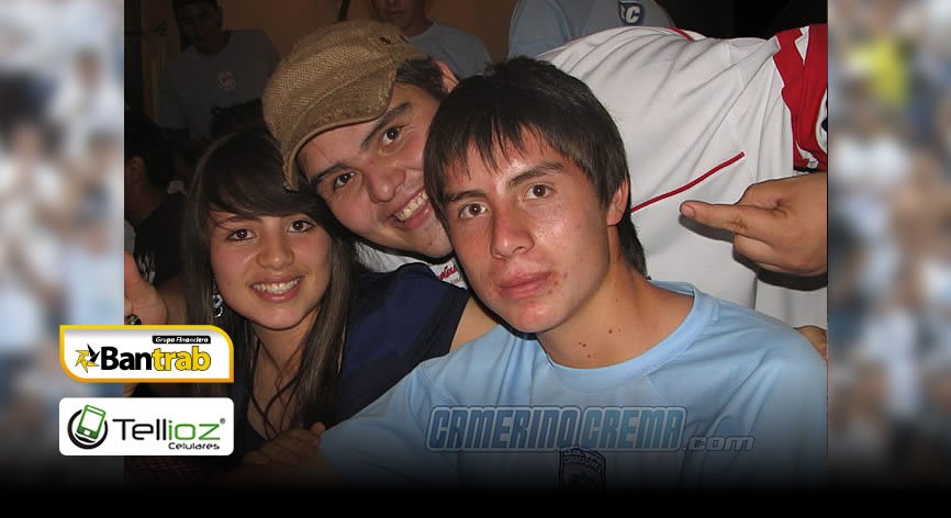 camerinocrema's tweet photo. #RecordandoUnPoco 4/4 | La Cena del Bicampeonato logrado por la #Especial #Mayo2010 - #FamiliaCrema #TeniamosHambre https://t.co/2hyykWOsDl