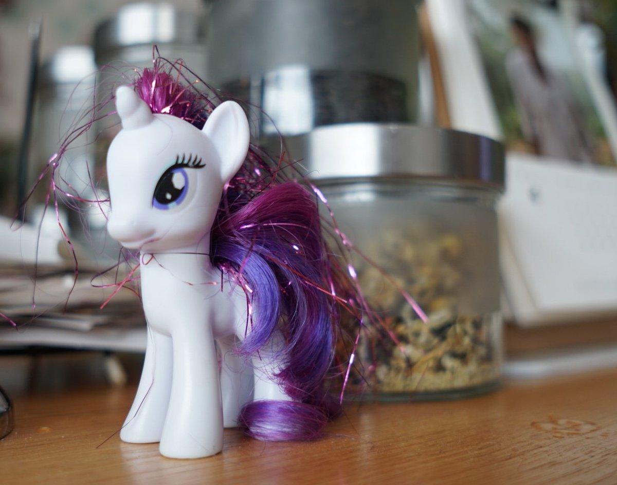 lovesthefeed's tweet photo. @pixel_coffee has the cutest decor! #MyLittlePony #cafe https://t.co/saCXL59bmb