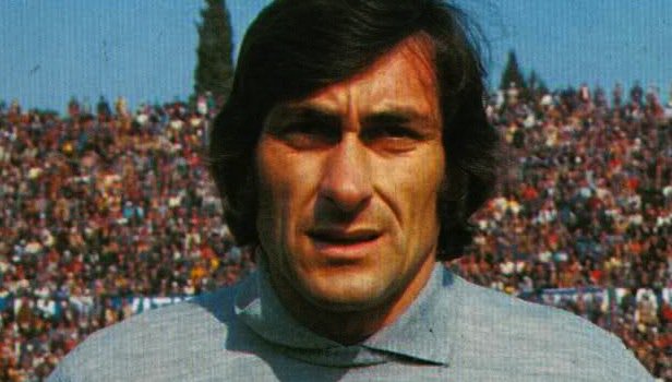 Oggi ospite alla Tavola dei Campioni l'ex portiere di calcio Felice Pulici! Alle 12 su radioitalianchefacademy.it !!