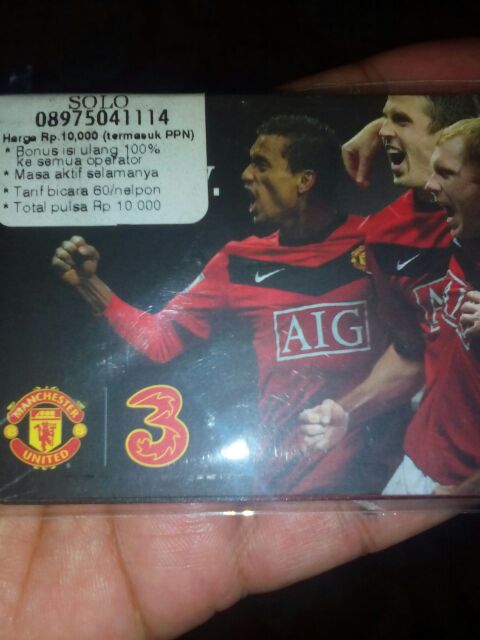 boznea_fm's tweet image. Min @triindonesia napa skrng g mengeluarkan kartu #TriMU