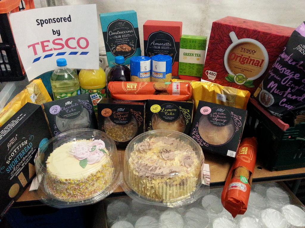 BaronHalpenny's tweet photo. Thanks @Tesco @LincolnExtra for your continued support by sponsoring the Norton Disney Horse Trials Bun Run #NDHT16 https://t.co/Eywfws5Nh6