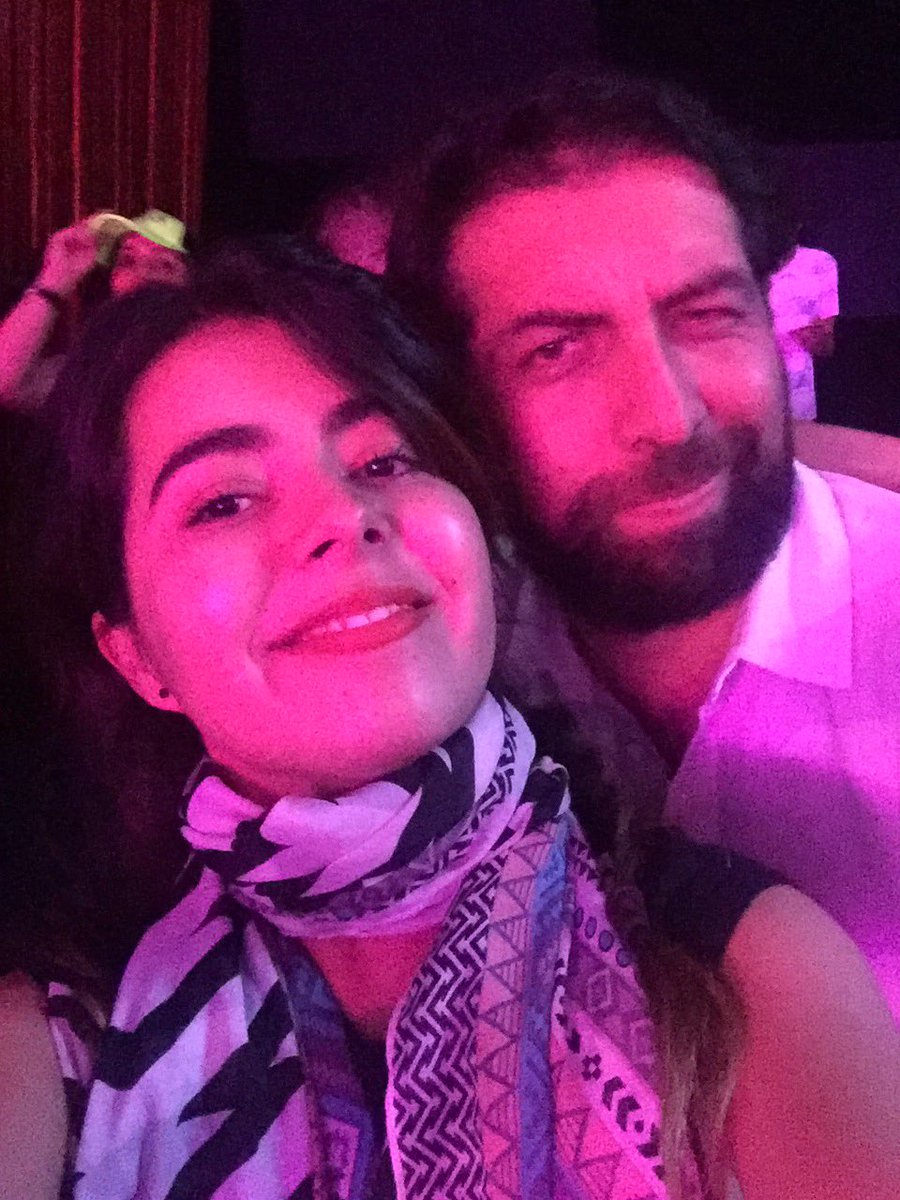 paolina100's tweet image. Baia baia #FiestonOlmeca con @TatoCepeda