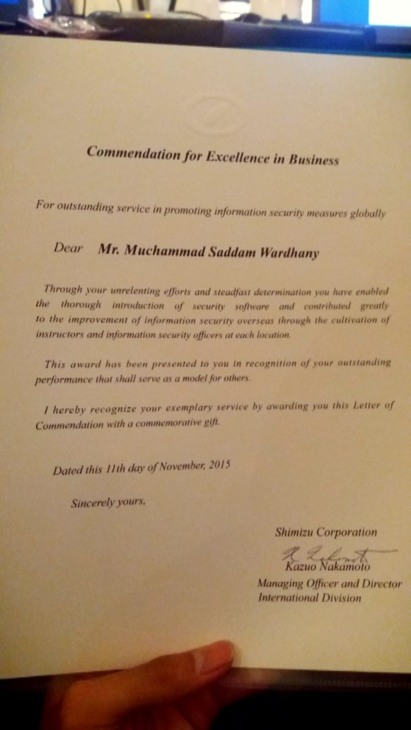 Lumayan dpt penghargaan dari orang no 1 di Shimizu Corporation International.. 😆 #shimizuaward #udh5bulanbarudikasih