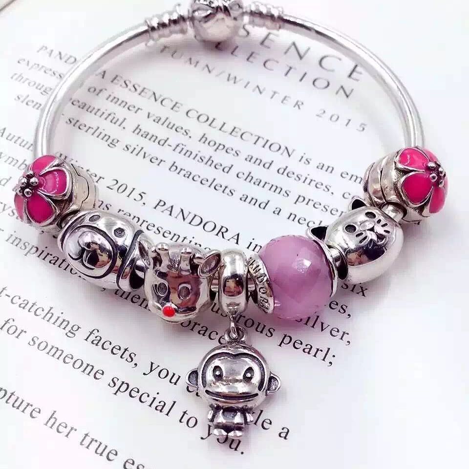 Chinatile's tweet image. #handchain #handchains #handchainenvy #handchainbracelet #beauty #bracelet  #серьги #серьг… ift.tt/23r5a7P