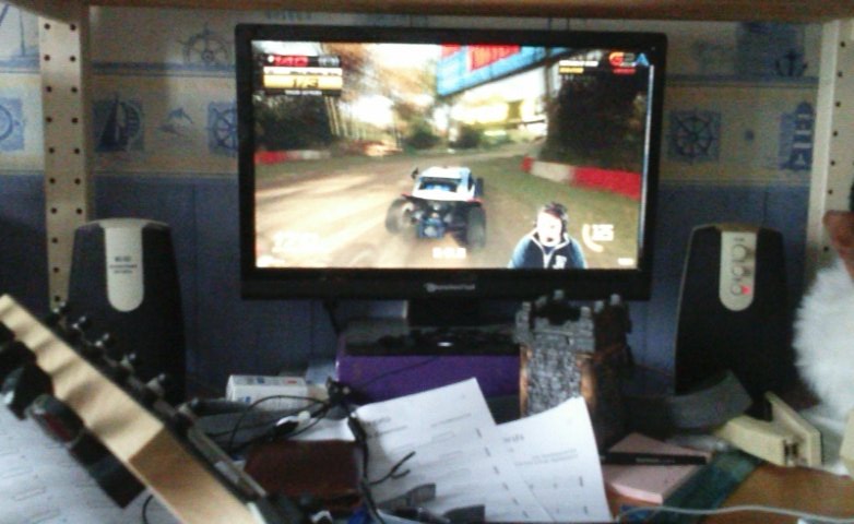 Thunder_Biker's tweet photo. Me voilà fort surprendu lorsque que je vis @ZeratoRSC2 en live #setup https://t.co/TGMslY43Nv