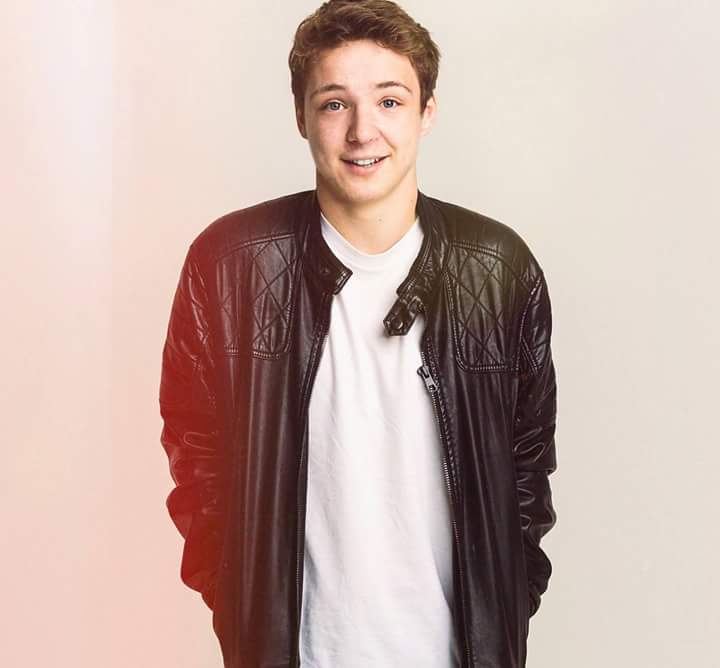 lochis_life's tweet photo. Dieser Moment wenn du 6 Wochen zu hause bleiben muss mir geht es so. https://t.co/cumyxcr79V