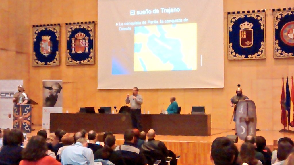 latinategua's tweet photo. #JornadasXII
@SPosteguillo muy bien escoltado.
@ArstidesMinguez #LegioPrima
@CulturaClasicaC https://t.co/YkwIsn4nbT