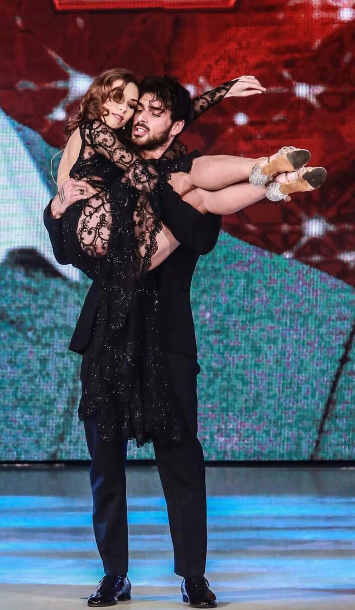 E stasera?! Dite che rientriamo?!..
Faremo il nostro meglio per riempirvi il cuore..<a href="/KatushaVaganova/">Ekaterina Vaganova</a>