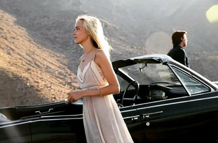 balebrasil's tweet photo. Novos stills de Christian Bale e Isabel Lucas em Cavaleiro de Copas! https://t.co/18Q5LrgTZ0