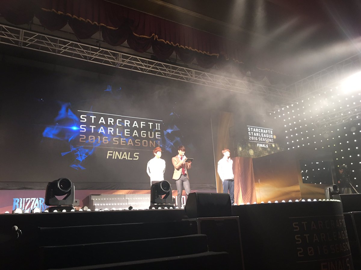DingIT_KR's tweet photo. SSL2016 Season1 Finals #starcraft2 @proxywolf @Canata3792 @SKT1_Dark https://t.co/nUqEru65bd