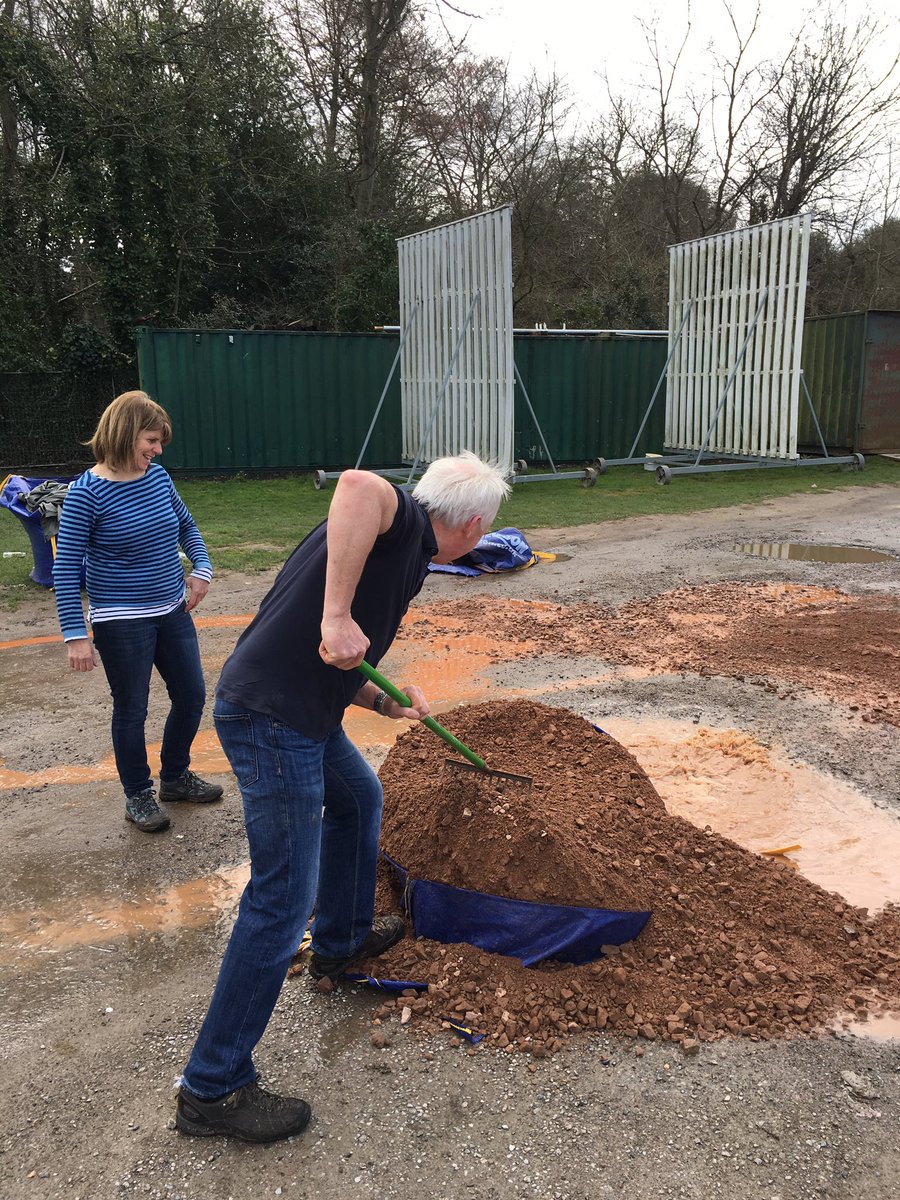 TeddingtonCC's tweet photo. #NWCF2016 https://t.co/jHHchUkG9S