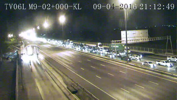 ktnewsonline's tweet image. 21:13 น. ทล.9 กม.0+000 - กม.3+000 ช่วงเบี่ยง ถ.พหลโยธิน มุ่งหน้าบางปะอิน"ปริมาณรถมาก เคลื่อนตัวช้า" via:@motorway_th