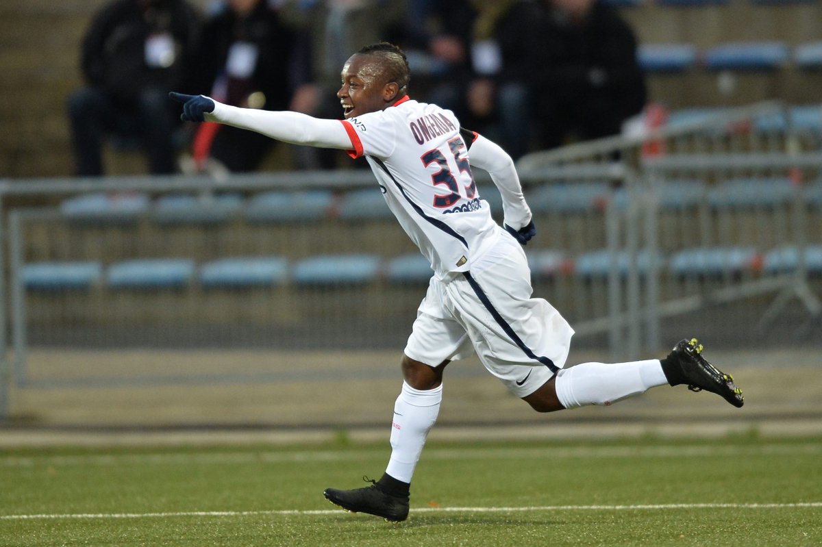 Eurosport_FR's tweet photo. Blanc fait confiance aux jeunes à Guingamp: Kimpembe, Nkunku, Augustin et Ongenda titulaires
https://t.co/YIhkr4cXCS https://t.co/XGnNC6M2Jx