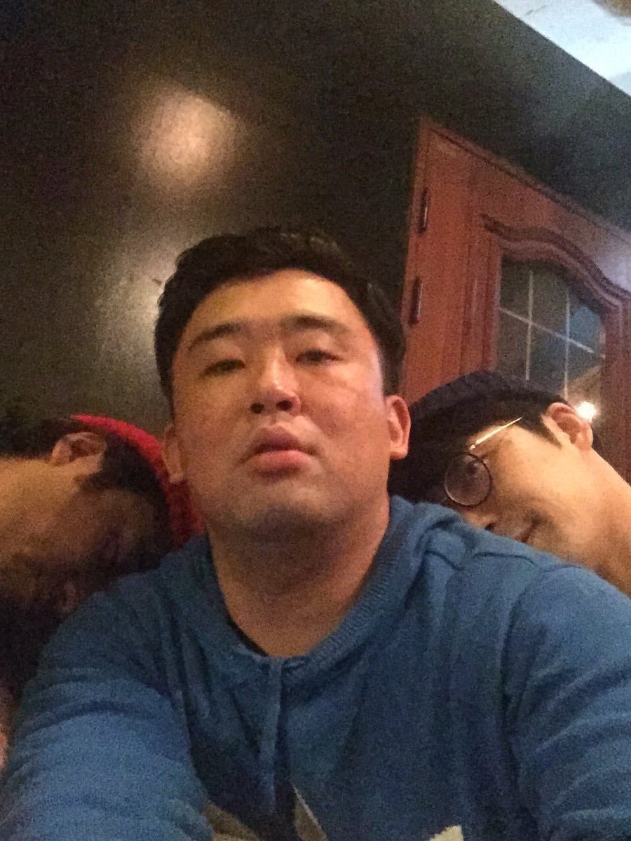 彩香 בטוויטר コムアイと変わってもらって山田孝之と星野源に挟まれたいし 初恋タローに変わってもらってムロツヨシと星野源に肩を貸したい T Co Ds8tql9cis